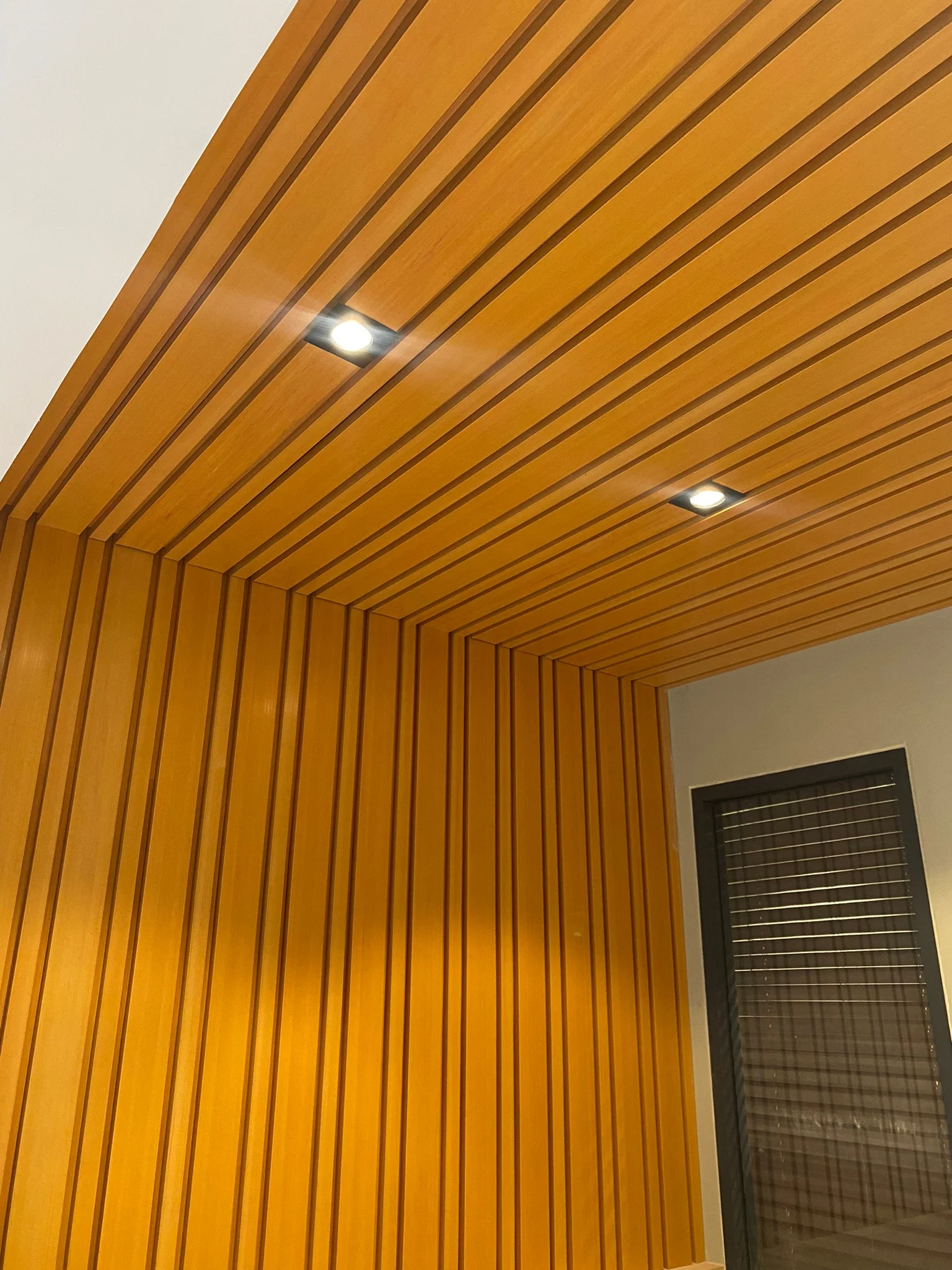 ขายไม้เทียม ราคาถูก facade ไม้เพดาน ceiling click